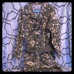 Sz 8-10 yr Camouflage costume
